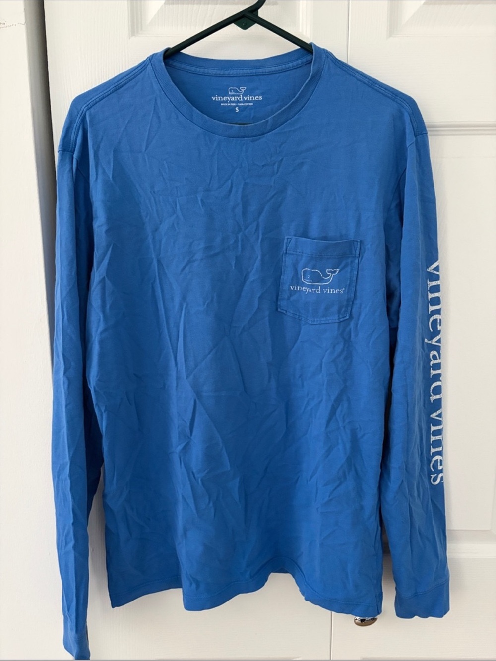 Vineyard Vines Men's Long-Sleeve Pocket Tee in Royal Blue with Sleeve Logo